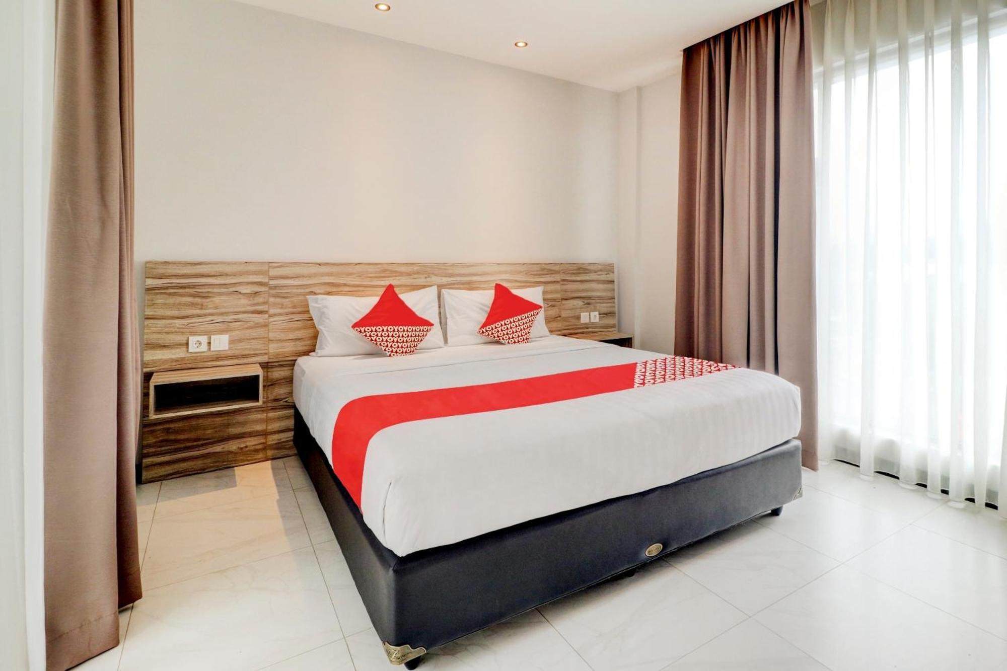 Collection O Cihampelas Near Ciwalk Formerly I Sleep Hotel باندونج المظهر الخارجي الصورة